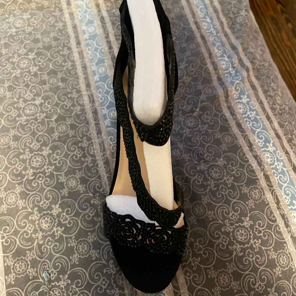 Brand new women’s size 9 stiletto heels